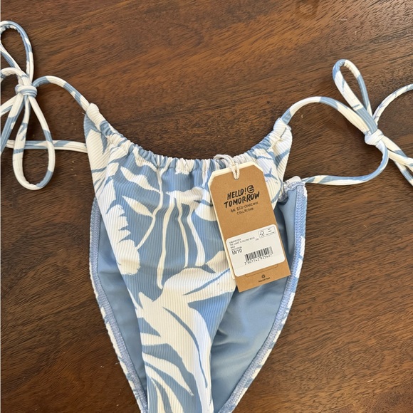 Billabong bikini - Picture 3 of 8